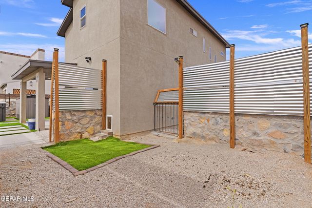 2705 MARIA CASAS Street, El Paso, TX 79938