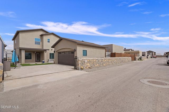 2705 MARIA CASAS Street, El Paso, TX 79938