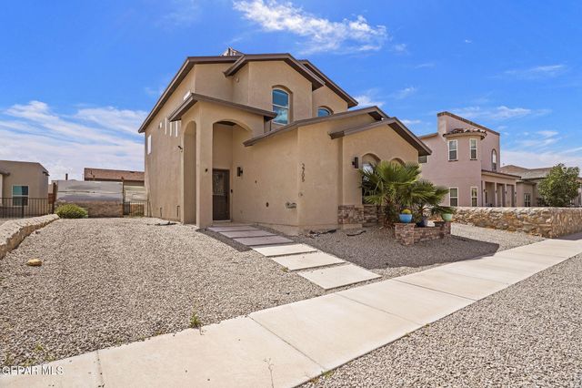 2705 MARIA CASAS Street, El Paso, TX 79938
