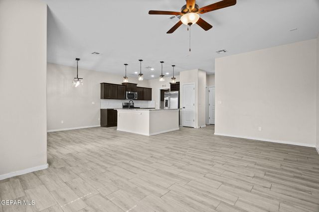 2705 MARIA CASAS Street, El Paso, TX 79938