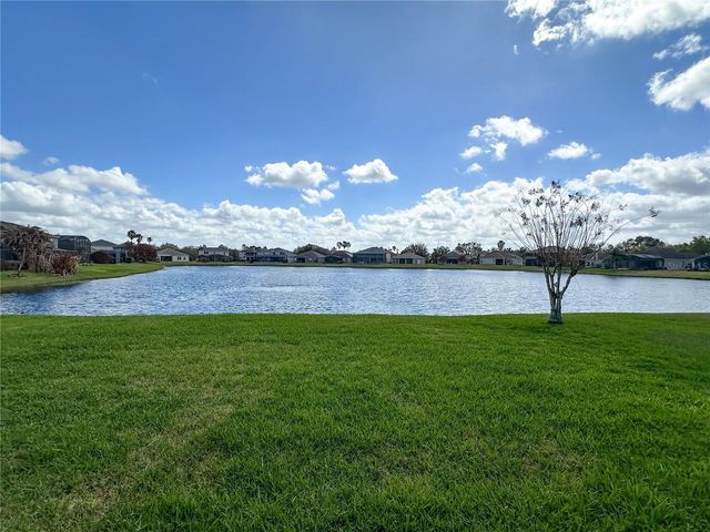 2621 SHIREHALL LANE, Winter Garden, FL 34787