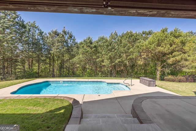 7111 Tavistock Court, Columbus, GA 31904