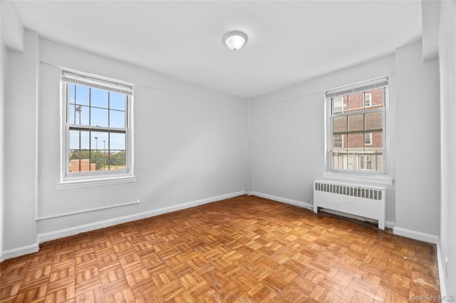 210 Pelham Road 5M, New Rochelle, NY 10805