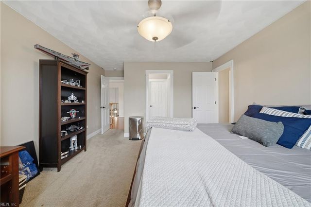 521 Thistley LN, Chesapeake, VA 23322