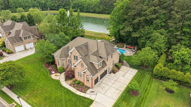 521 Thistley LN, Chesapeake, VA 23322
