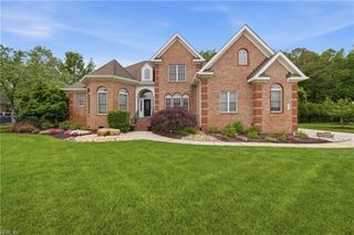 521 Thistley LN, Chesapeake, VA 23322