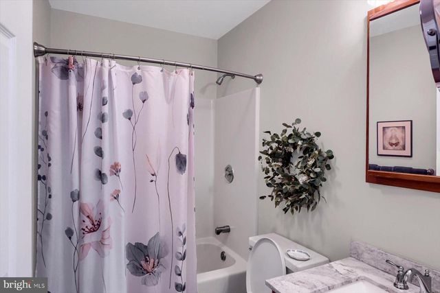 1105 RED HILL RD, Port Trevorton, PA 17864