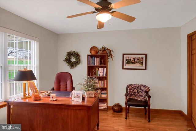 1105 RED HILL RD, Port Trevorton, PA 17864