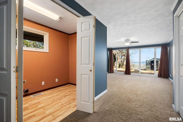 204 W DETWEILLER Drive, Peoria, IL 61615