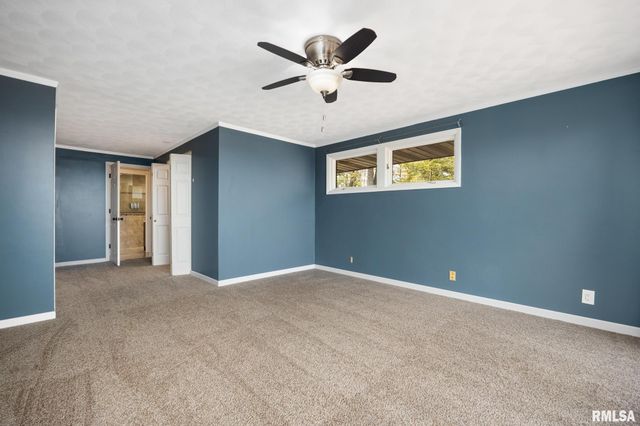 204 W DETWEILLER Drive, Peoria, IL 61615