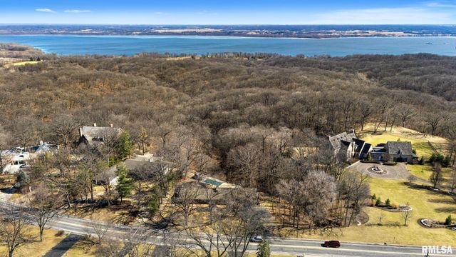 204 W DETWEILLER Drive, Peoria, IL 61615