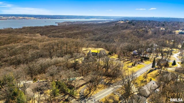 204 W DETWEILLER Drive, Peoria, IL 61615