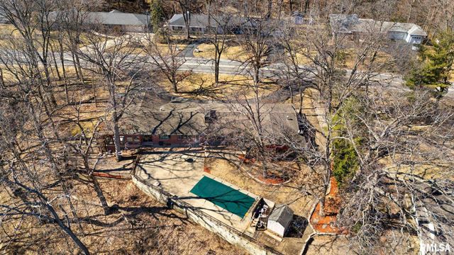 204 W DETWEILLER Drive, Peoria, IL 61615