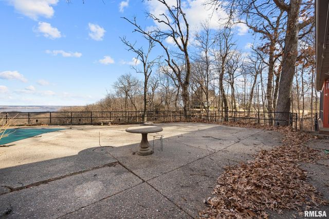 204 W DETWEILLER Drive, Peoria, IL 61615