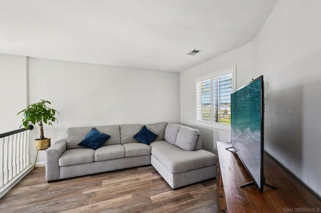 32666 Clearvail Dr, Temecula, CA 92592