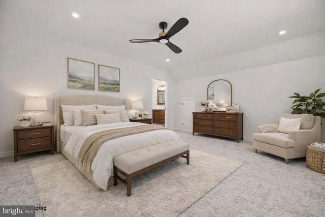 1905 N TAYLOR ST, Arlington, VA 22207