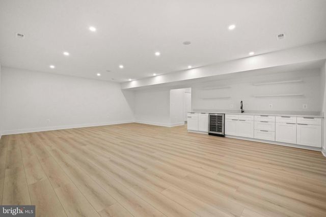 1905 N TAYLOR ST, Arlington, VA 22207