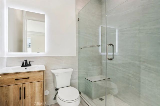 14931 Vose Street, Van Nuys, CA 91405