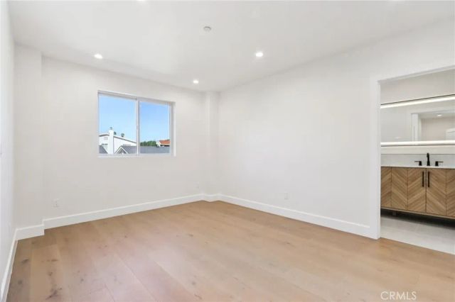 14931 Vose Street, Van Nuys, CA 91405