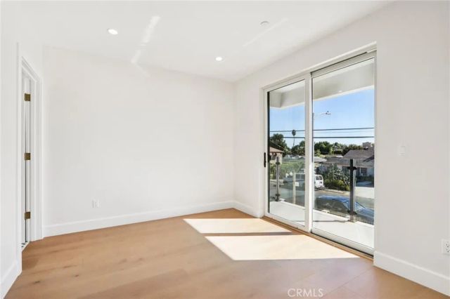 14931 Vose Street, Van Nuys, CA 91405