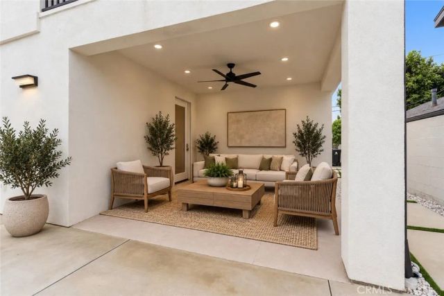 14931 Vose Street, Van Nuys, CA 91405