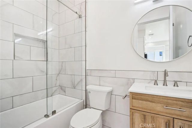 14931 Vose Street, Van Nuys, CA 91405