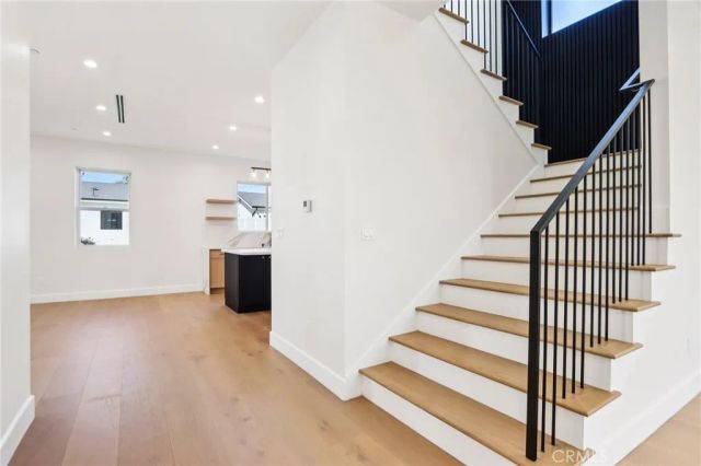 14931 Vose Street, Van Nuys, CA 91405