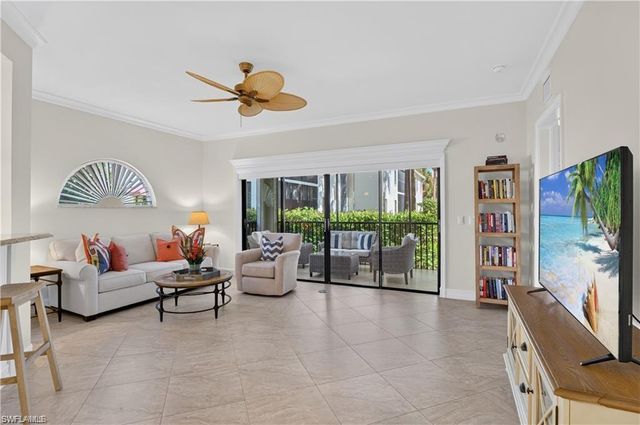 599 Serendipity DR 599, Naples, FL 34108