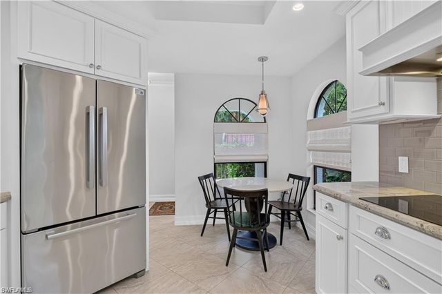 599 Serendipity DR 599, Naples, FL 34108