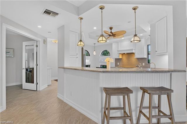 599 Serendipity DR 599, Naples, FL 34108