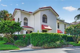 599 Serendipity DR 599, Naples, FL 34108