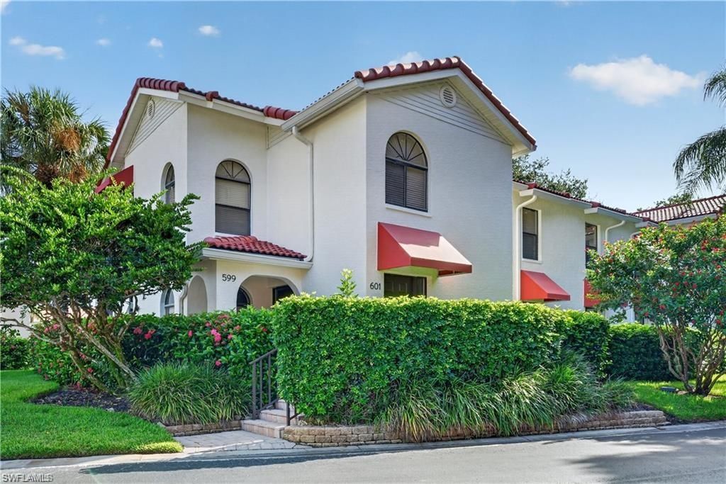 599 Serendipity DR 599, Naples, FL 34108