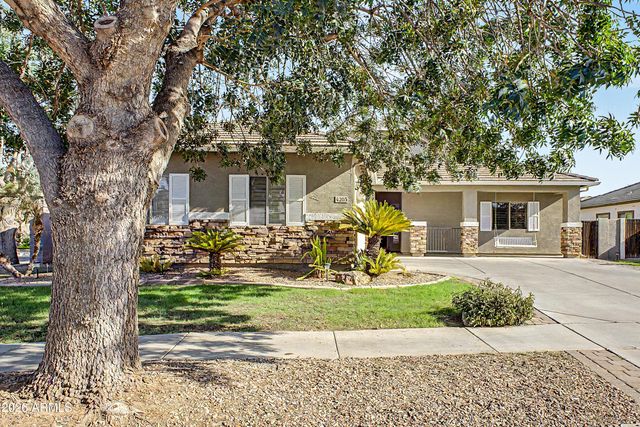 4203 E LOS ALTOS Road, Gilbert, AZ 85297