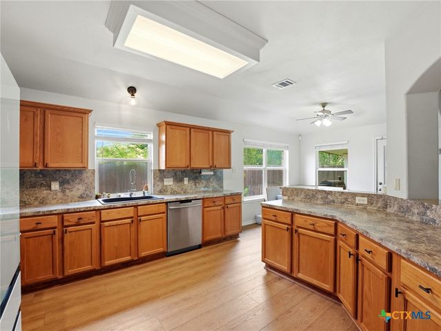 523 Walnut Heights Boulevard, New Braunfels, TX 78130