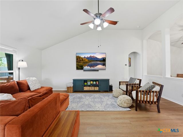 523 Walnut Heights Boulevard, New Braunfels, TX 78130