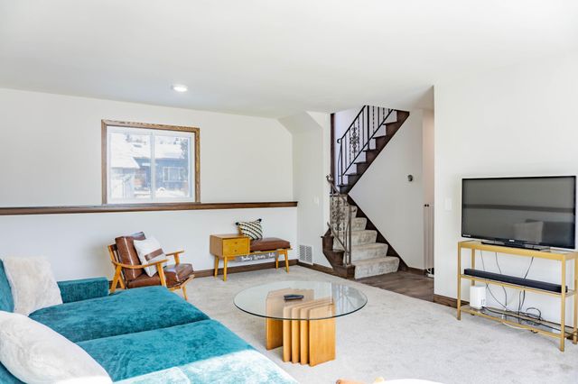 110912 Von Hertzen Circle, Chaska, MN 55318