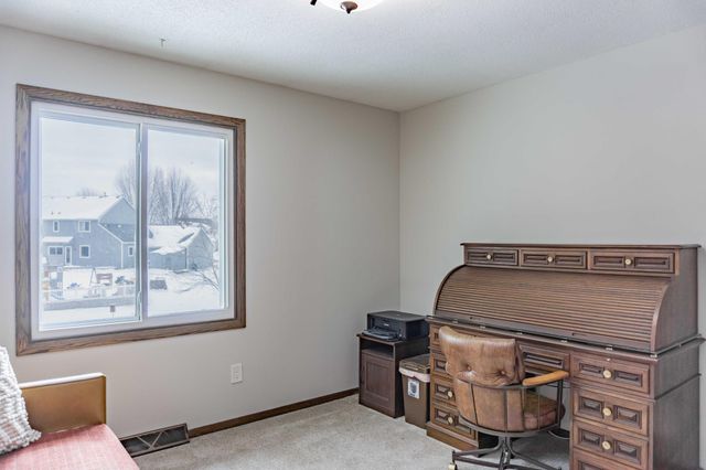 110912 Von Hertzen Circle, Chaska, MN 55318