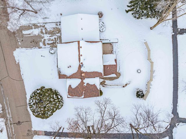 110912 Von Hertzen Circle, Chaska, MN 55318