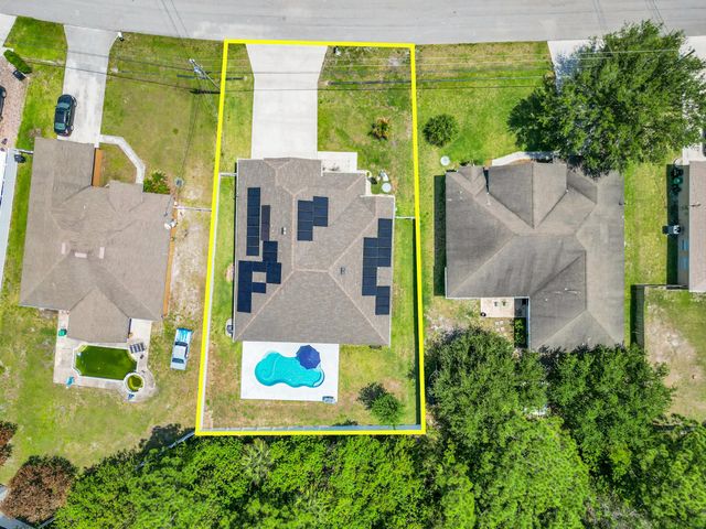 5515 NW Whitecap Road, Port St. Lucie, Port St Lucie, FL 34986