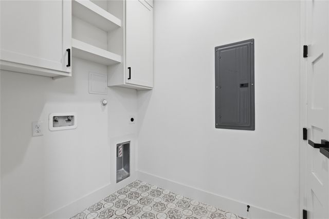 6200 Carlton Garrett Street, Dallas, TX 75215