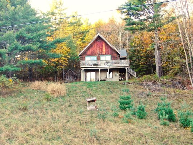 260 Log Cabin Lane, New Berlin, NY 13843