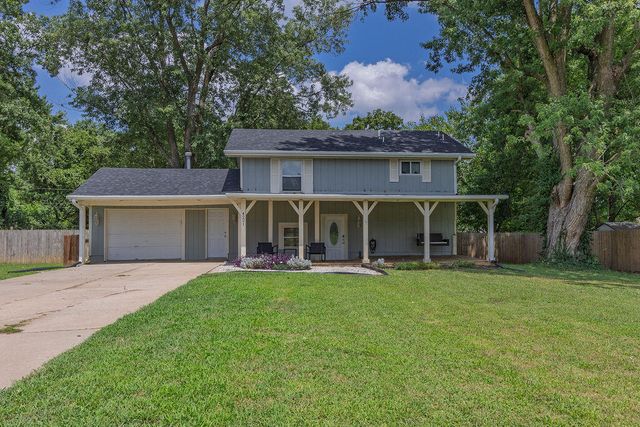 4221 W La Siesta Place, Springfield, MO 65802