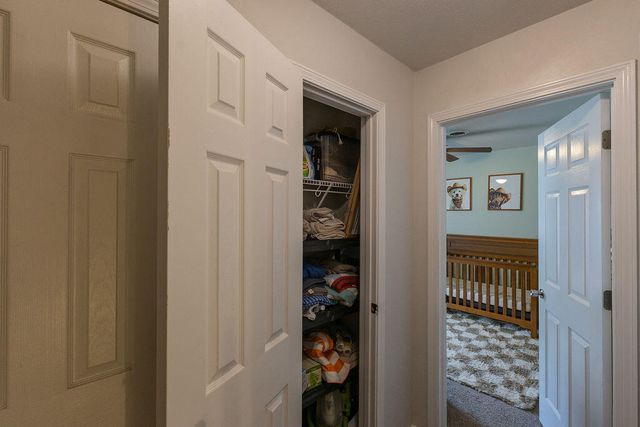 4221 W La Siesta Place, Springfield, MO 65802
