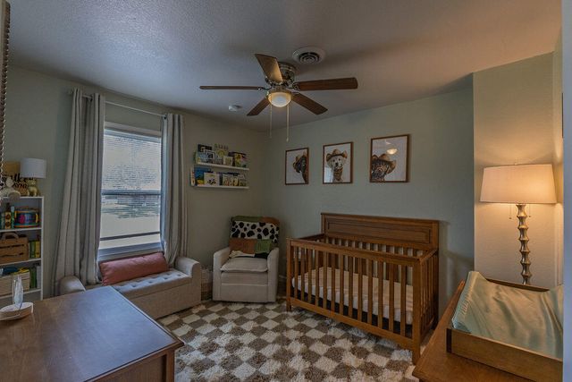 4221 W La Siesta Place, Springfield, MO 65802