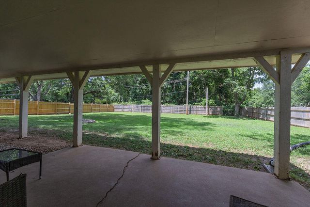 4221 W La Siesta Place, Springfield, MO 65802
