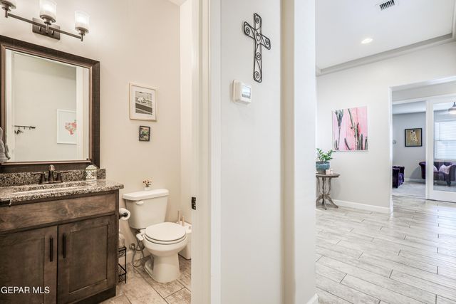 5892 VALLE SONAR Avenue, El Paso, TX 79932