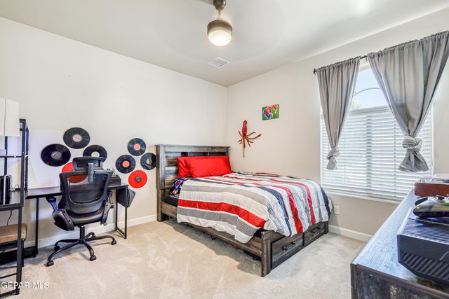 5892 VALLE SONAR Avenue, El Paso, TX 79932