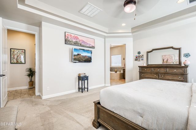 5892 VALLE SONAR Avenue, El Paso, TX 79932