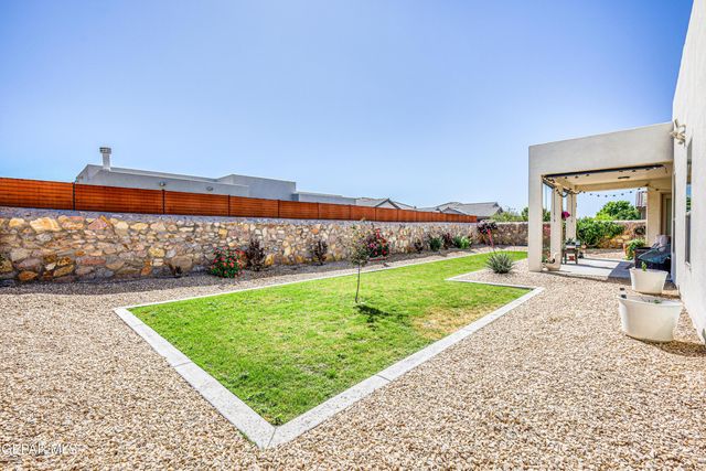 5892 VALLE SONAR Avenue, El Paso, TX 79932