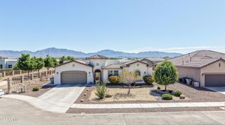 5892 VALLE SONAR Avenue, El Paso, TX 79932